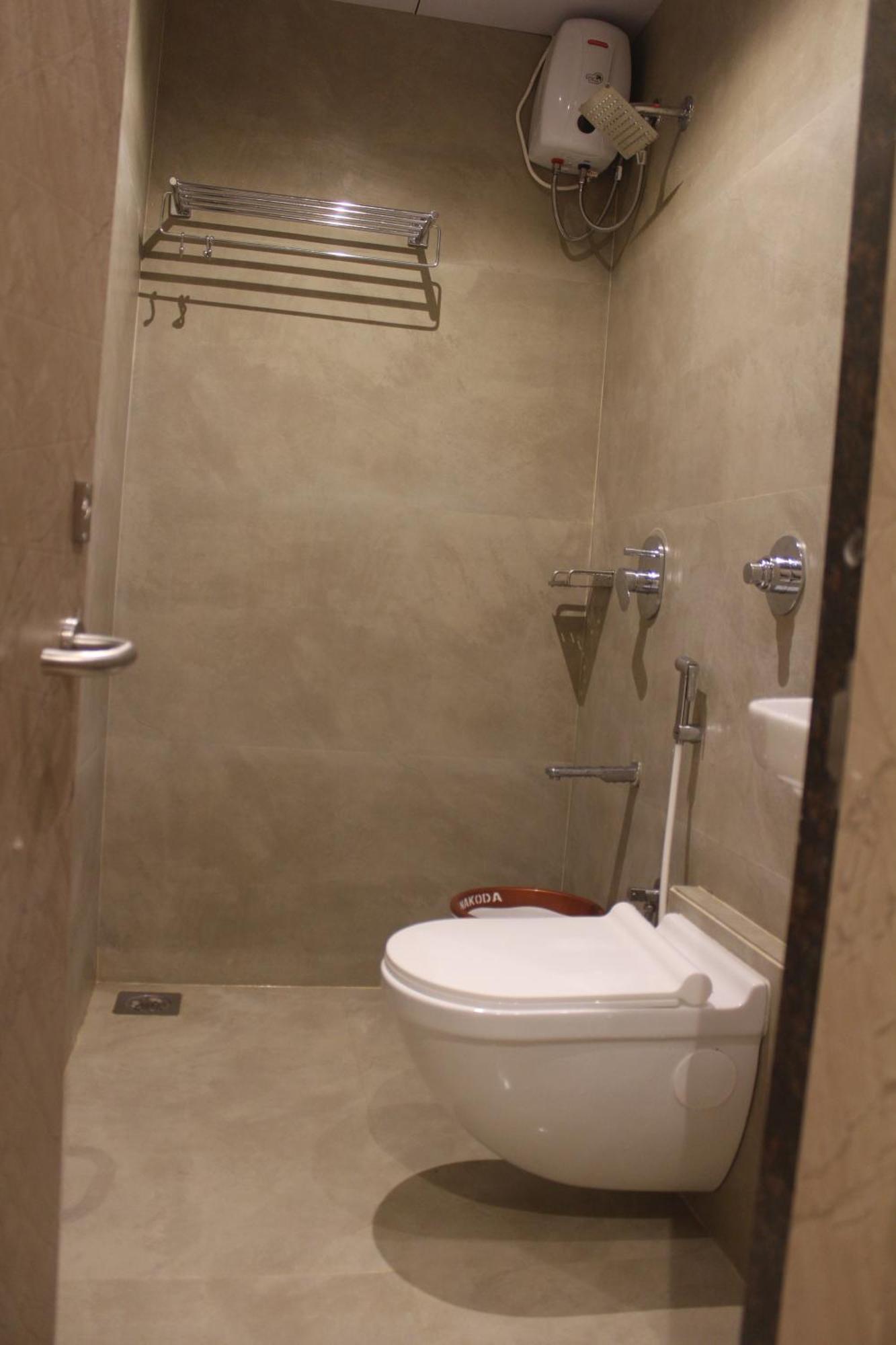Hotel Metro Inn Mumbai Bagian luar foto
