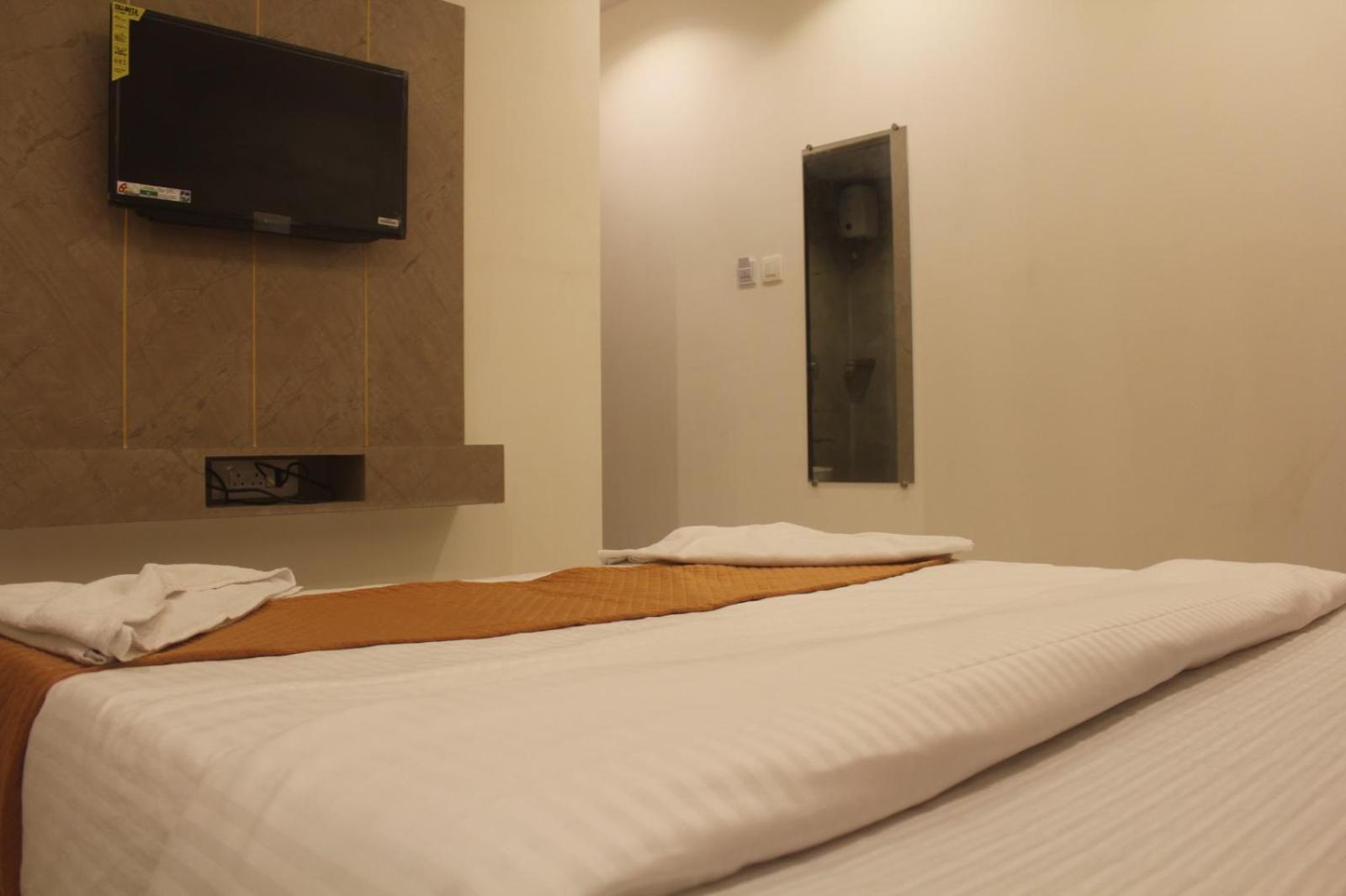 Hotel Metro Inn Mumbai Bagian luar foto